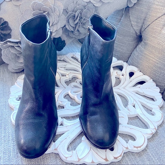 Cole Haan Ankle Boots Women’s 9 - Picture 8 of 8